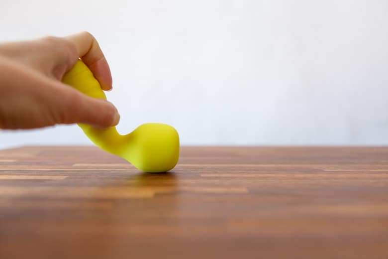 Bellesa Demi Wand Flexibility Photo