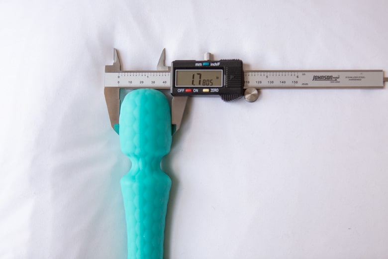 FemmeFunn Ultra Wand Head With Caliper Measurement Photo