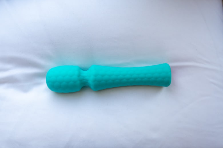 FemmeFunn Ultra Wand Shape Photo