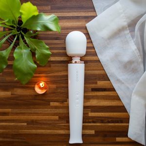 Le Wand Rechargeable - Review Header Image