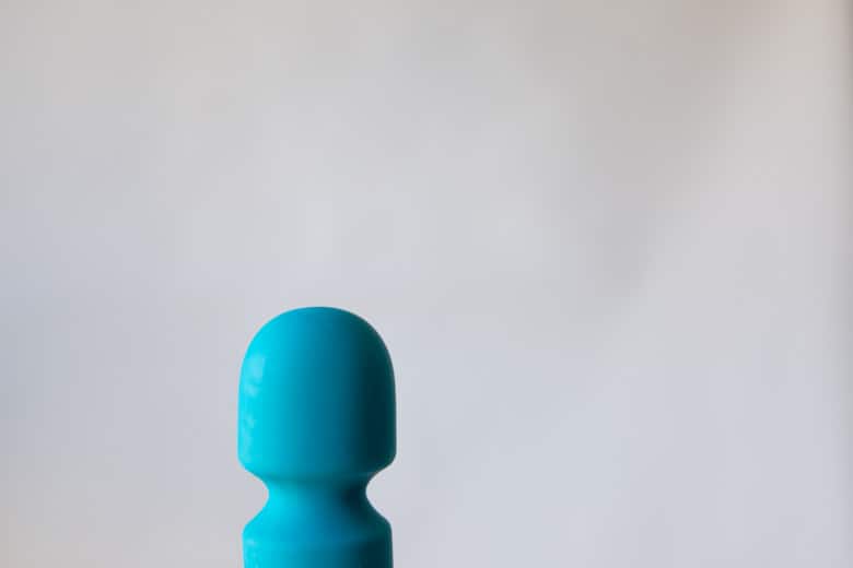 Lelo Smart Wand 2 Medium Head Shape Photo