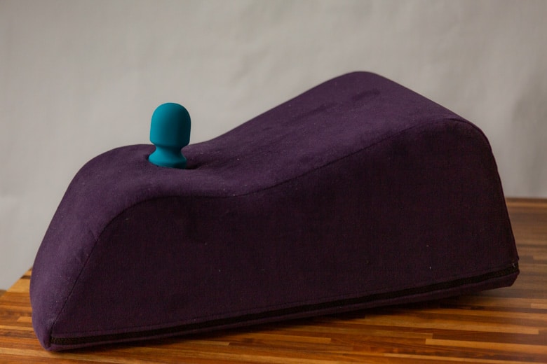 Lelo Smart Wand 2 Medium - Liberator Wanda Mount Compatibility Photo