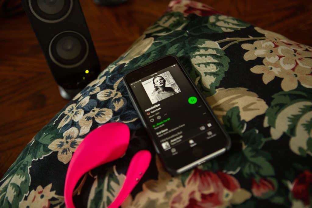 Lovense Lush 3 and Lovense Remote app with music playing