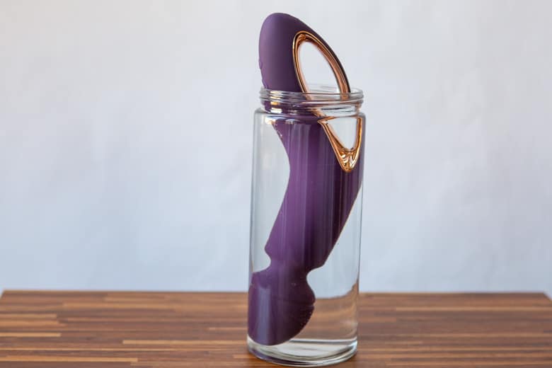 O-Wand Body Massager Waterproof Rating Demonstration