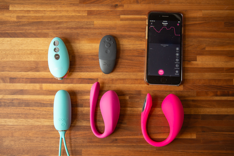 VeDO Kiwi and Remote with We-Vibe Jive 2 and Remote with Lovense Lush 4 and App